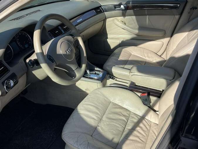 Audi A6 C5 dizainas ir salonas