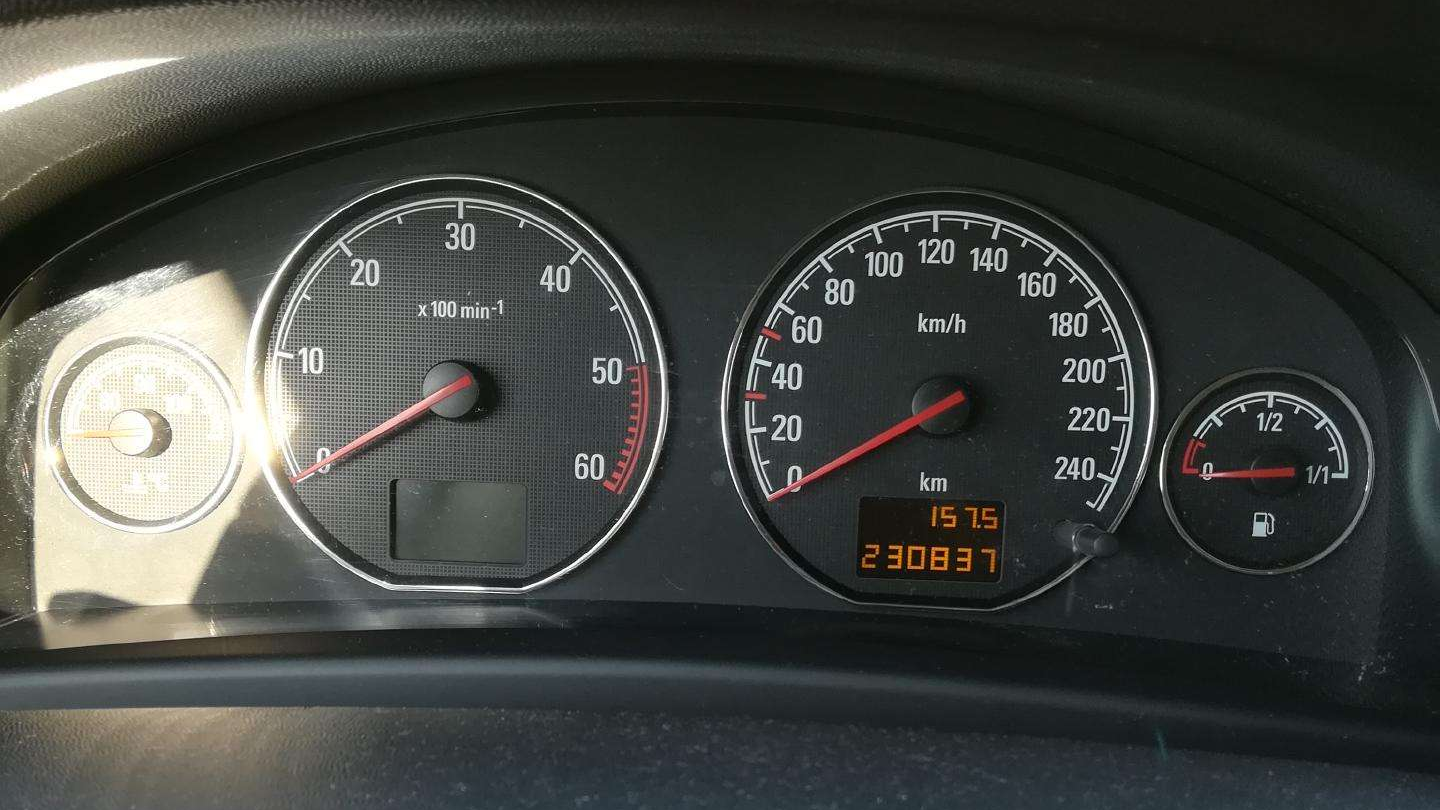 Opel Signum 1.9 110 kW Apžvalga: Atsiliepimai, ligos, kuro sąnaudos