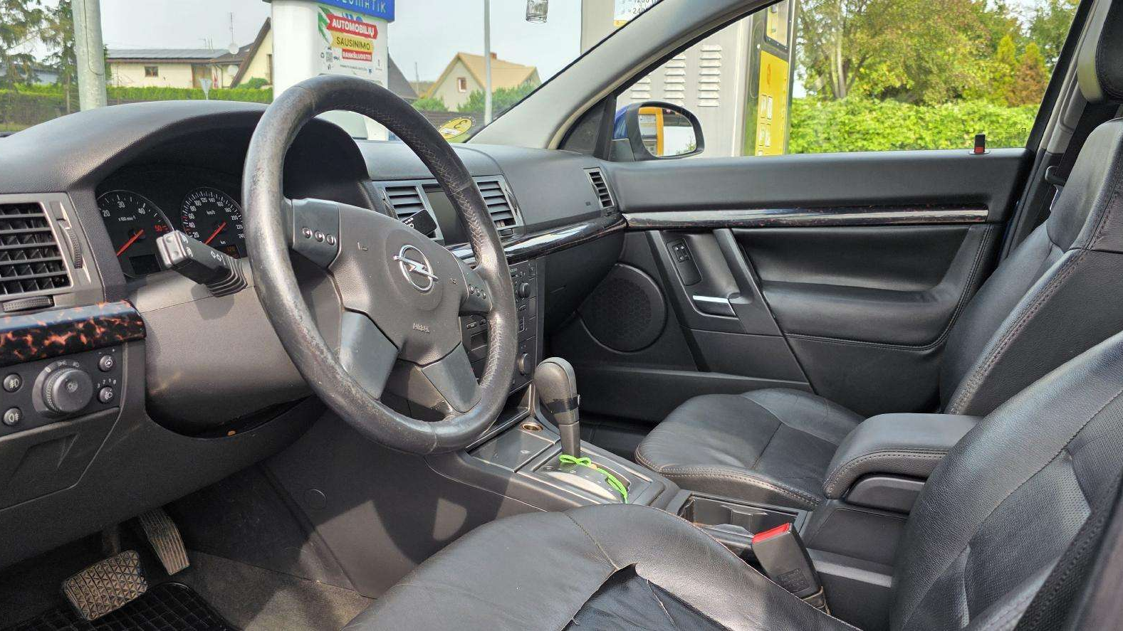 Opel Signum 2.2 92 kW Atsiliepimai: Ligų, Kuro Sąnaudos, Privalumai