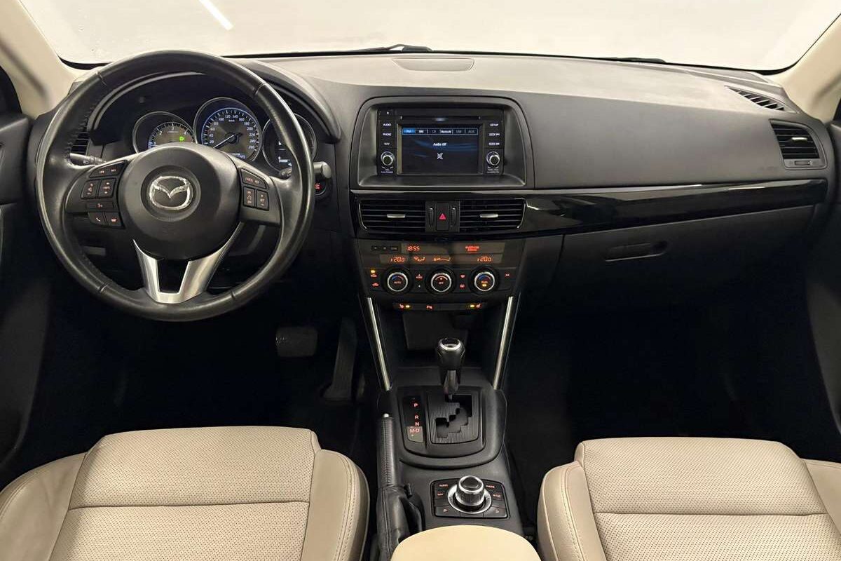 Mazda CX-5, vairas