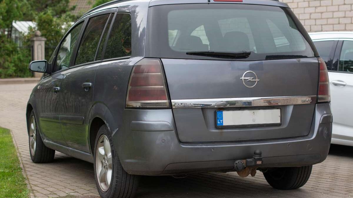 Opel Zafira 1.9 CDTI 88kW variklio charakteristikos