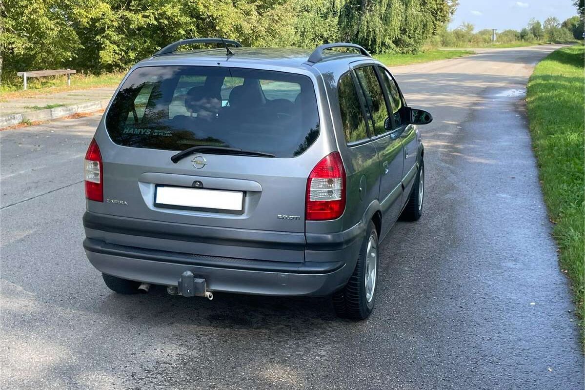Ar verta pirkti Opel Zafira 2.0 DTI 74 kW?