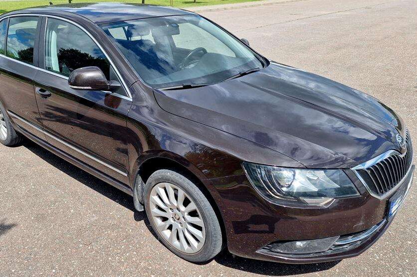 Škoda Superb 2.0 TDI 103kW variklio charakteristikos
