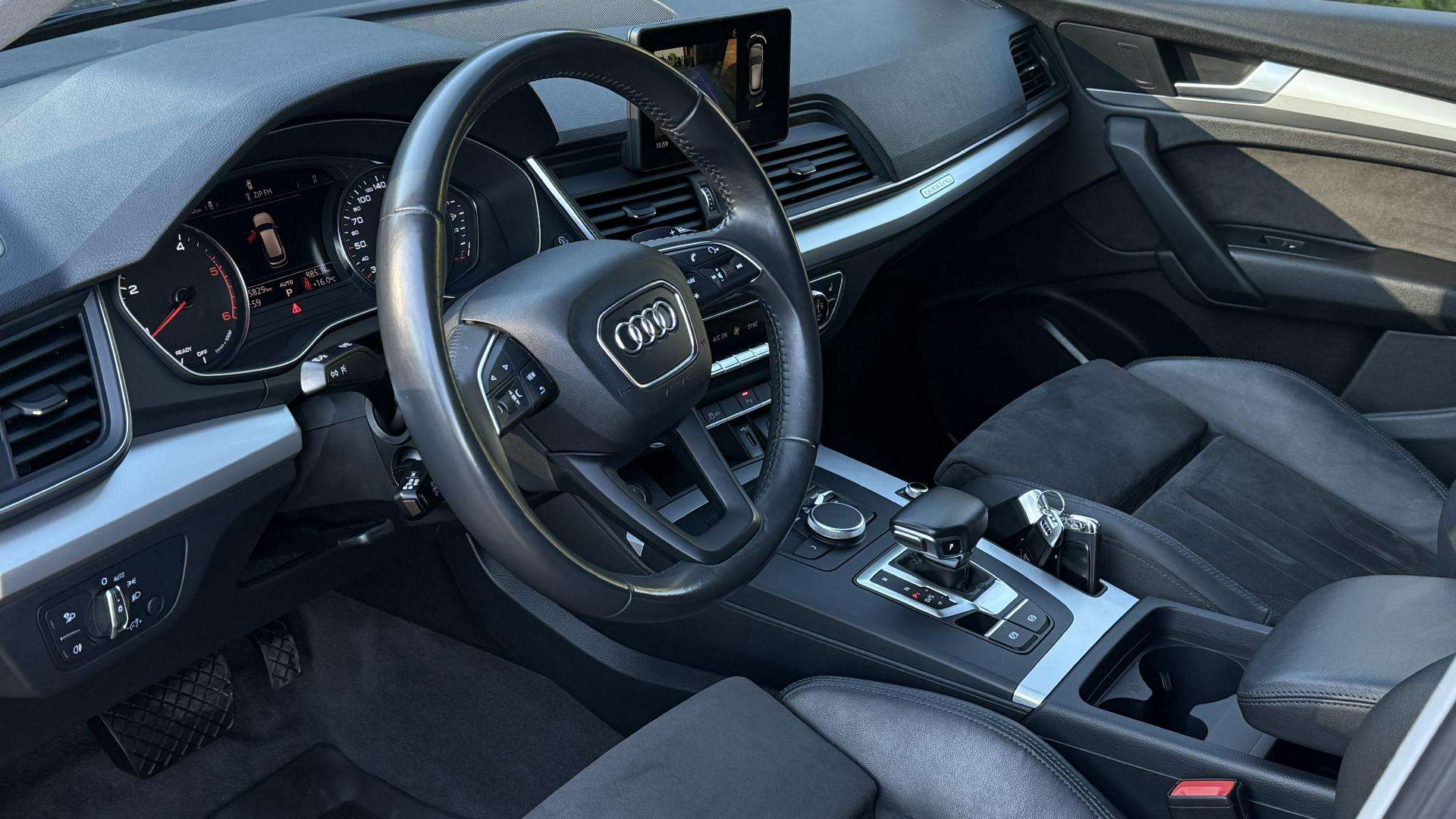 Audi Q5 Benzinas: Atsiliepimai, Privalumai, Trūkumai