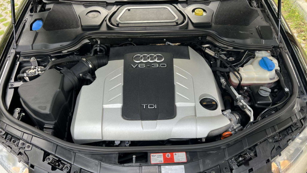 Audi A8 D3 Apžvalga: Atsiliepimai, ligos, kuro sąnaudos