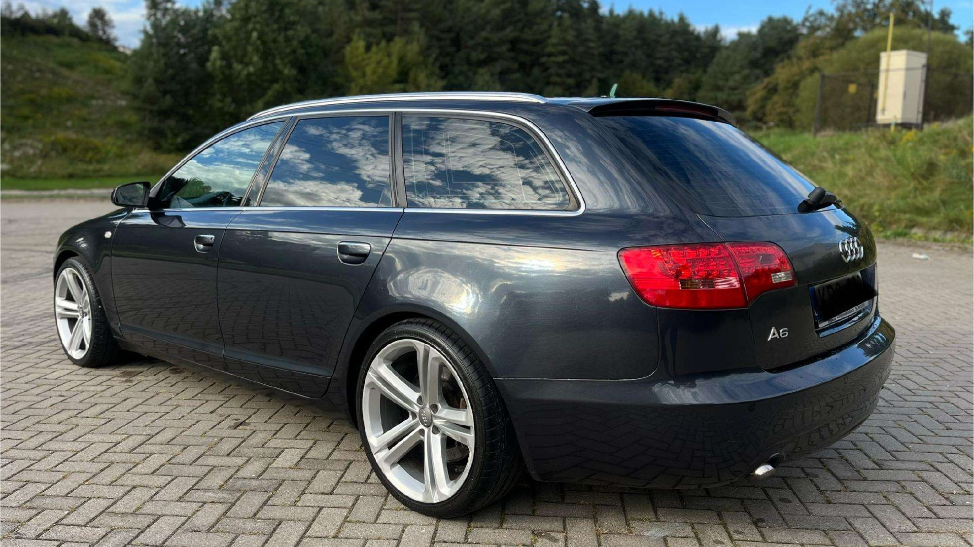 Audi A6 C6 Lemputės Keitimas: Žingsniai, Patarimai ir Dažnos Klaidos