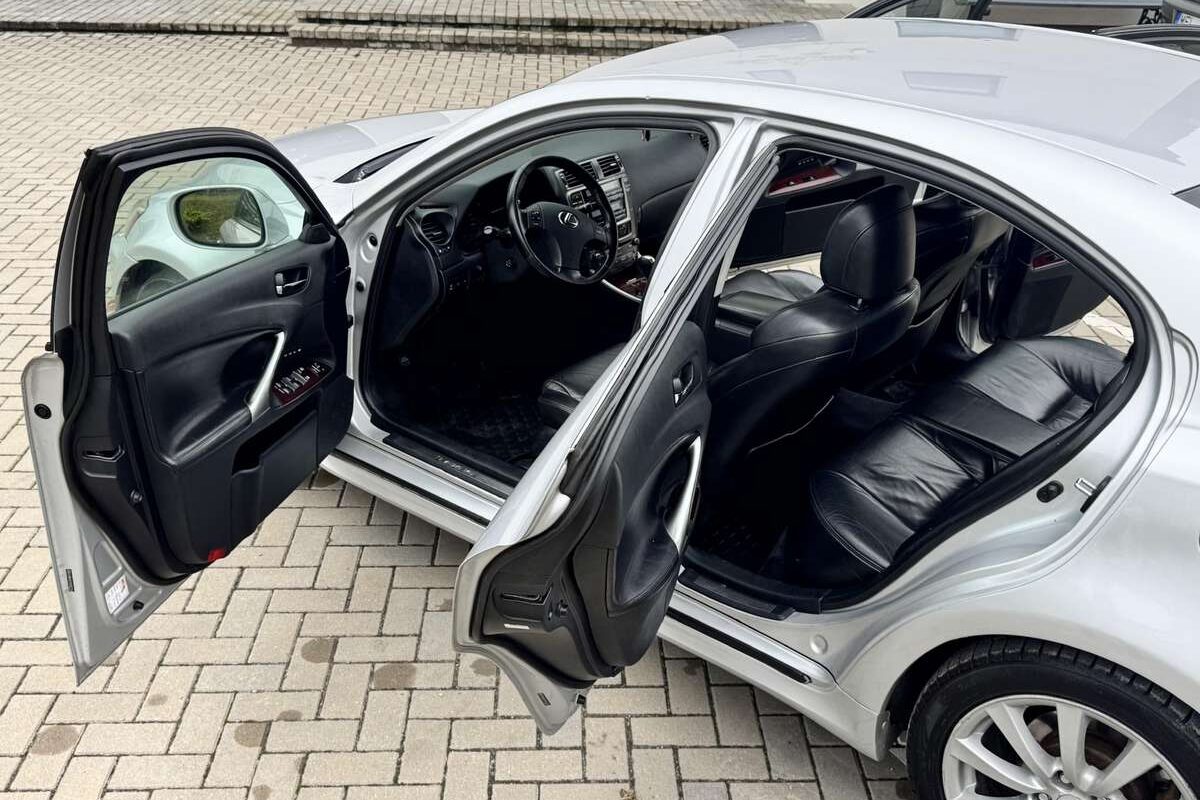 Lexus IS 250 patikimumas ir dažniausios problemos