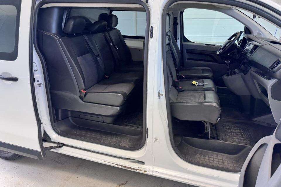 Ar Toyota Proace – patikimas pasirinkimas verslui ir šeimai?