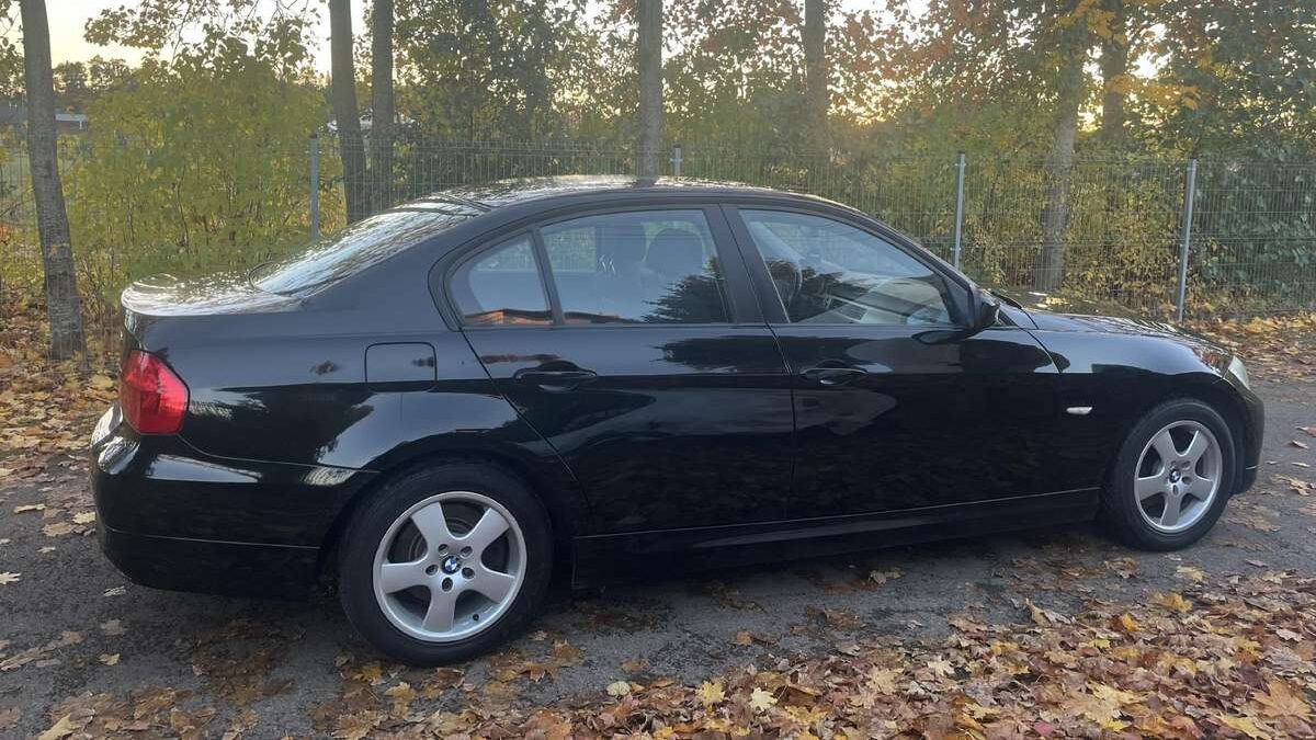 Modelio apžvalga ir versijos