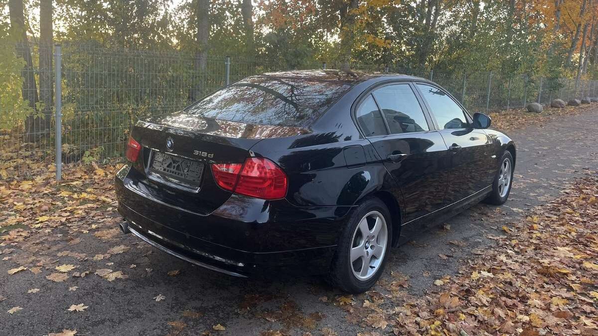 BMW E90 privalumai ir trūkumai