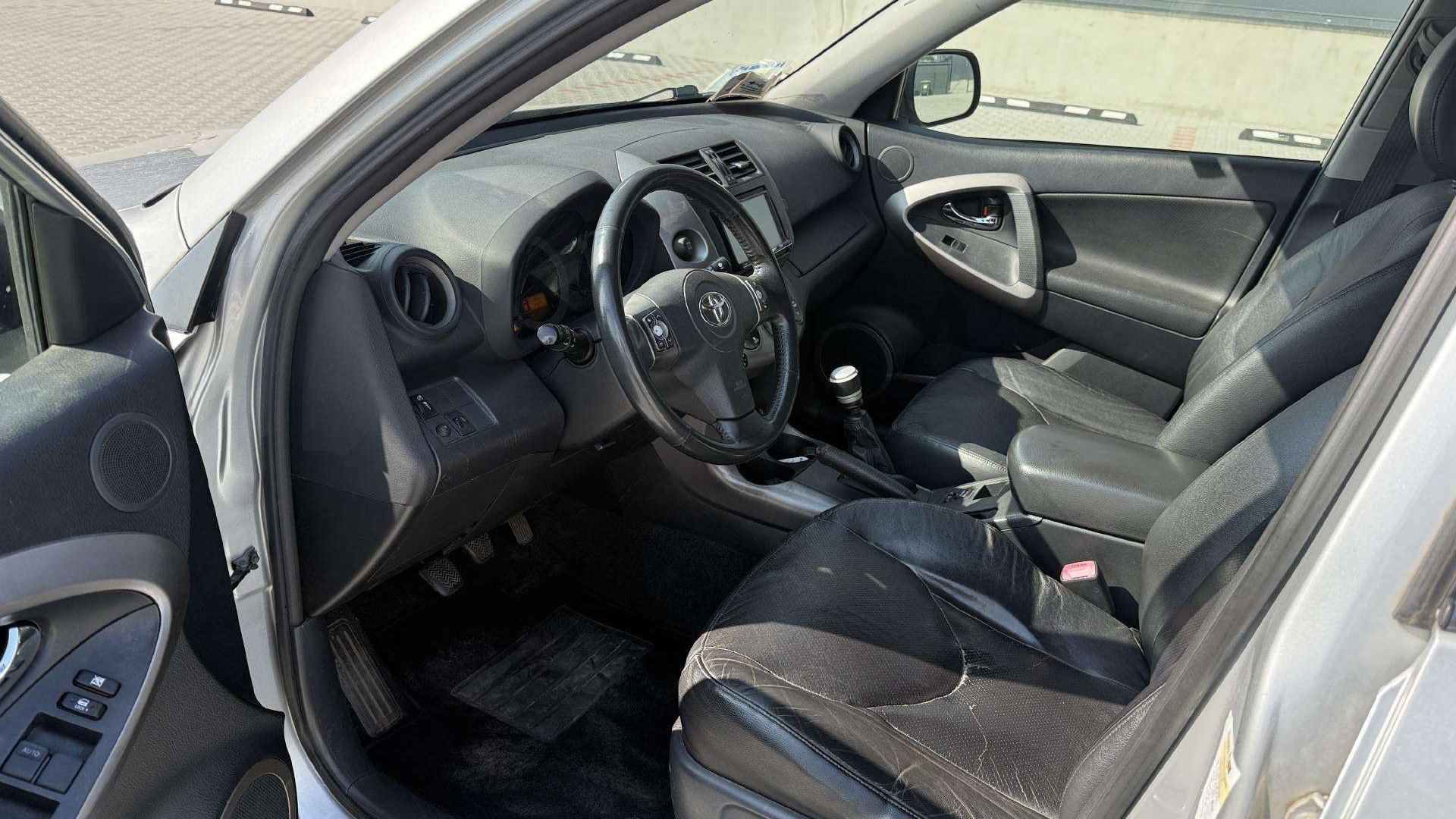 Toyota RAV4 2007 Apžvalga