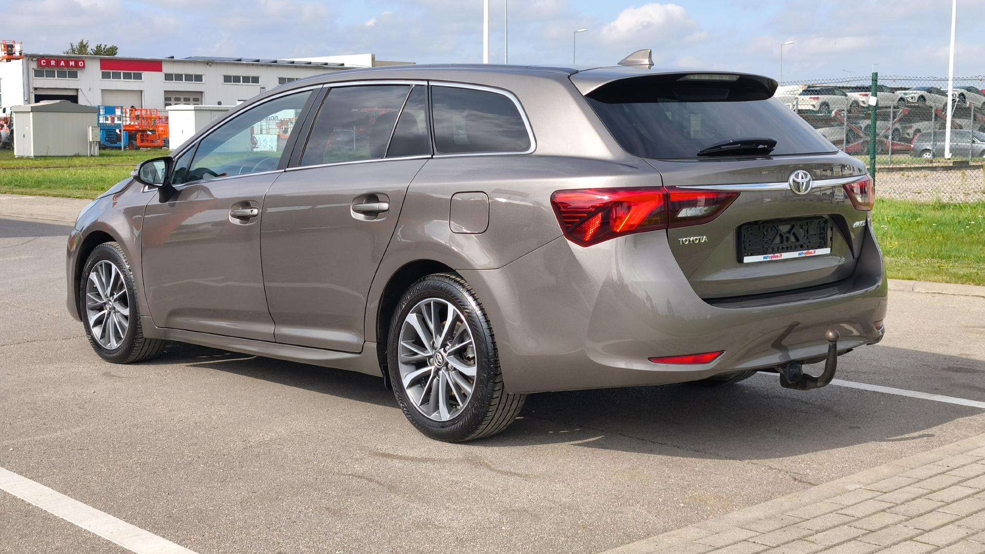 Toyota Avensis 2016 Apžvalga: Atsiliepimai, ligos, kuro sąnaudos