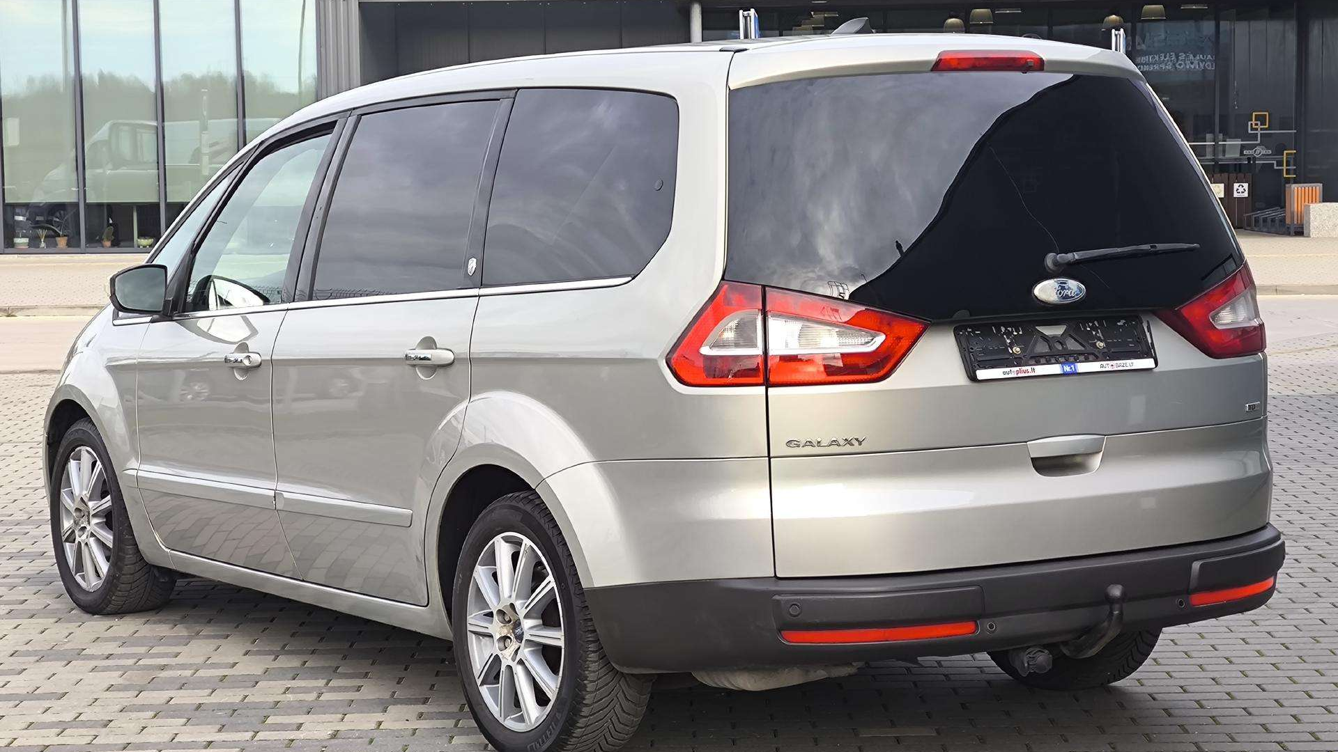 Ford Galaxy 2010 Apžvalga: Atsiliepimai, ligos, kuro sąnaudos