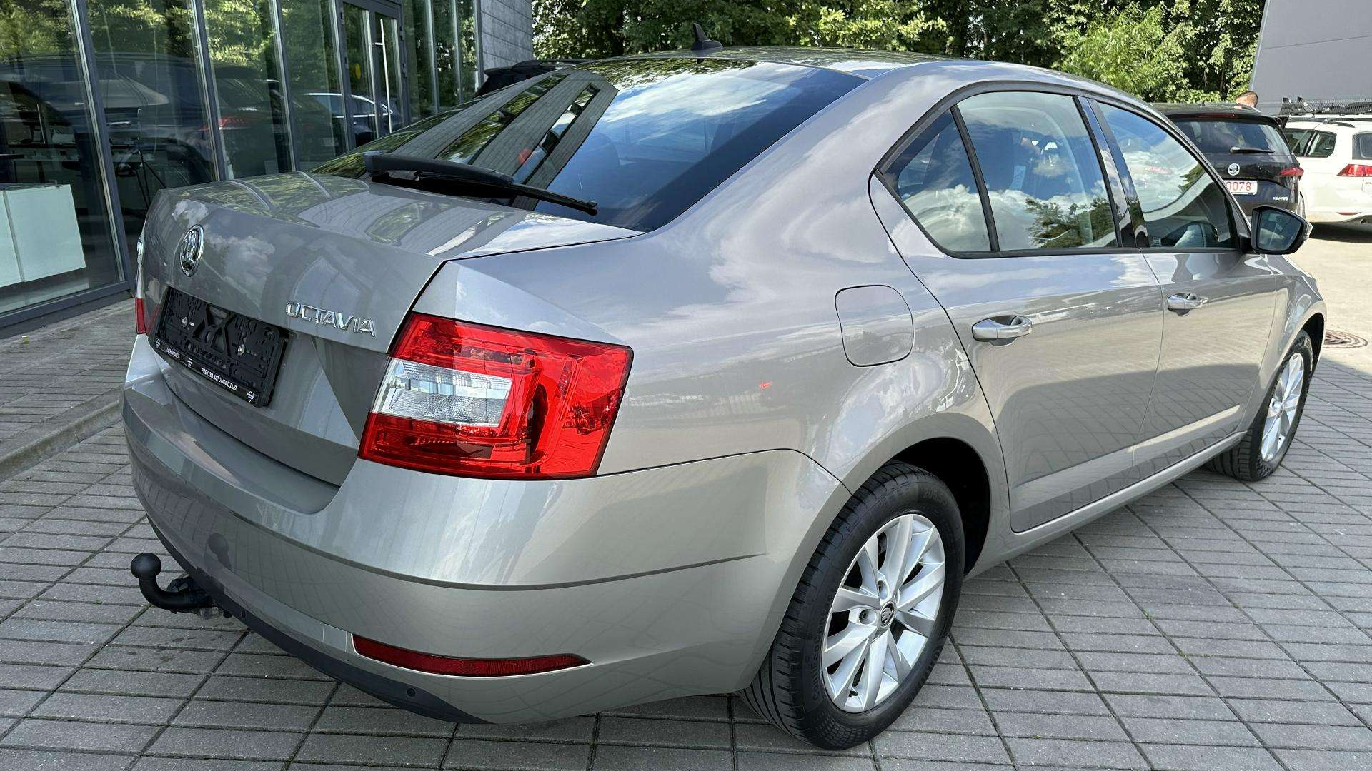 Škoda Octavia 2018 Apžvalga: Atsiliepimai, ligos, kuro sąnaudos