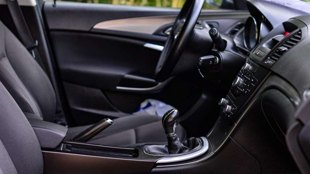 Opel Insignia 2010 – pliusai ir minusai trumpai