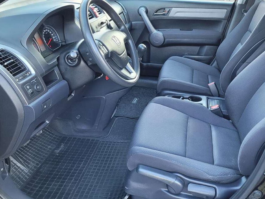 Ar verta rinktis Honda CR-V 2.0 benziną šiandien?