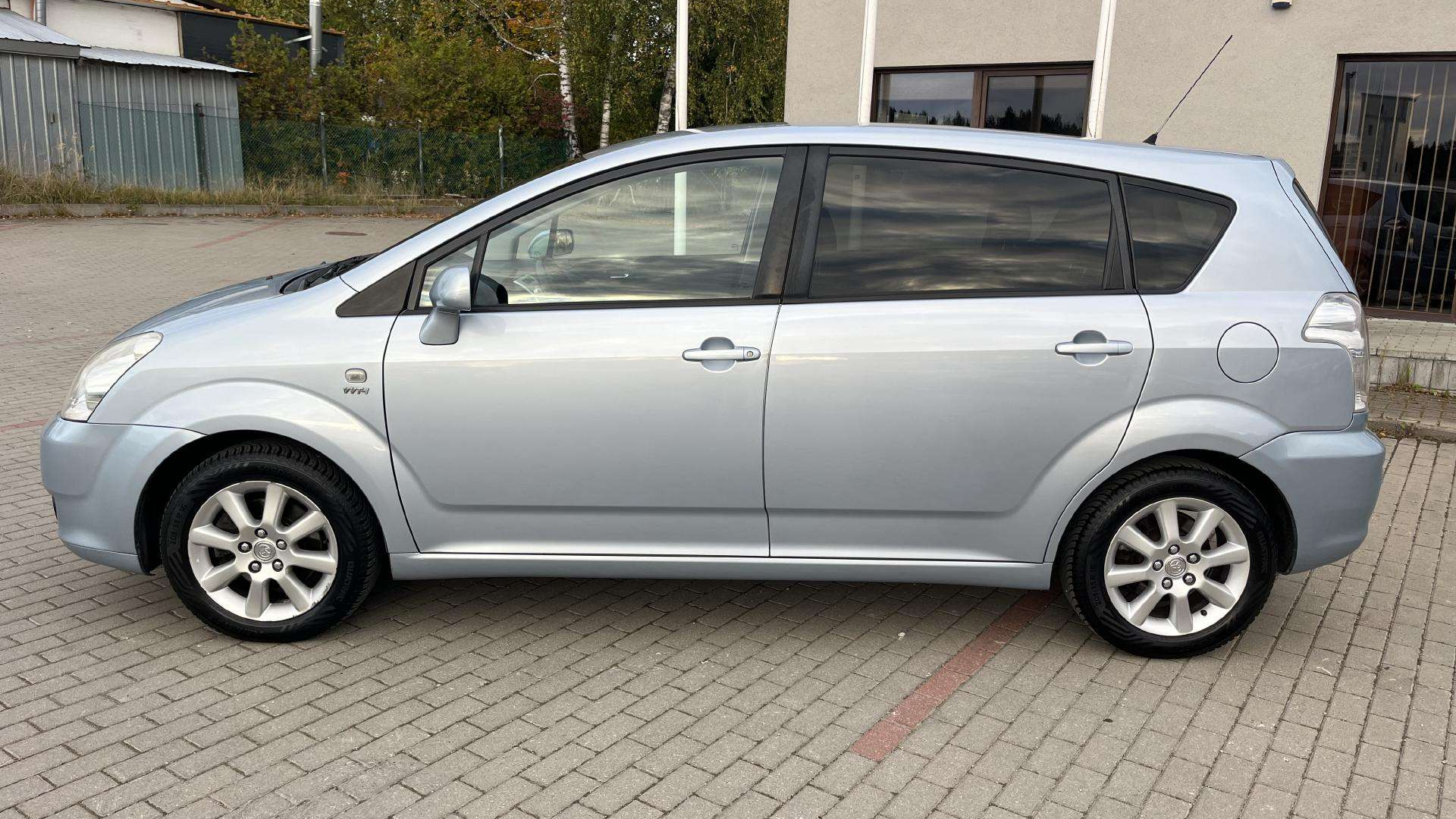 Toyota Corolla Verso 1.8 benzinas 