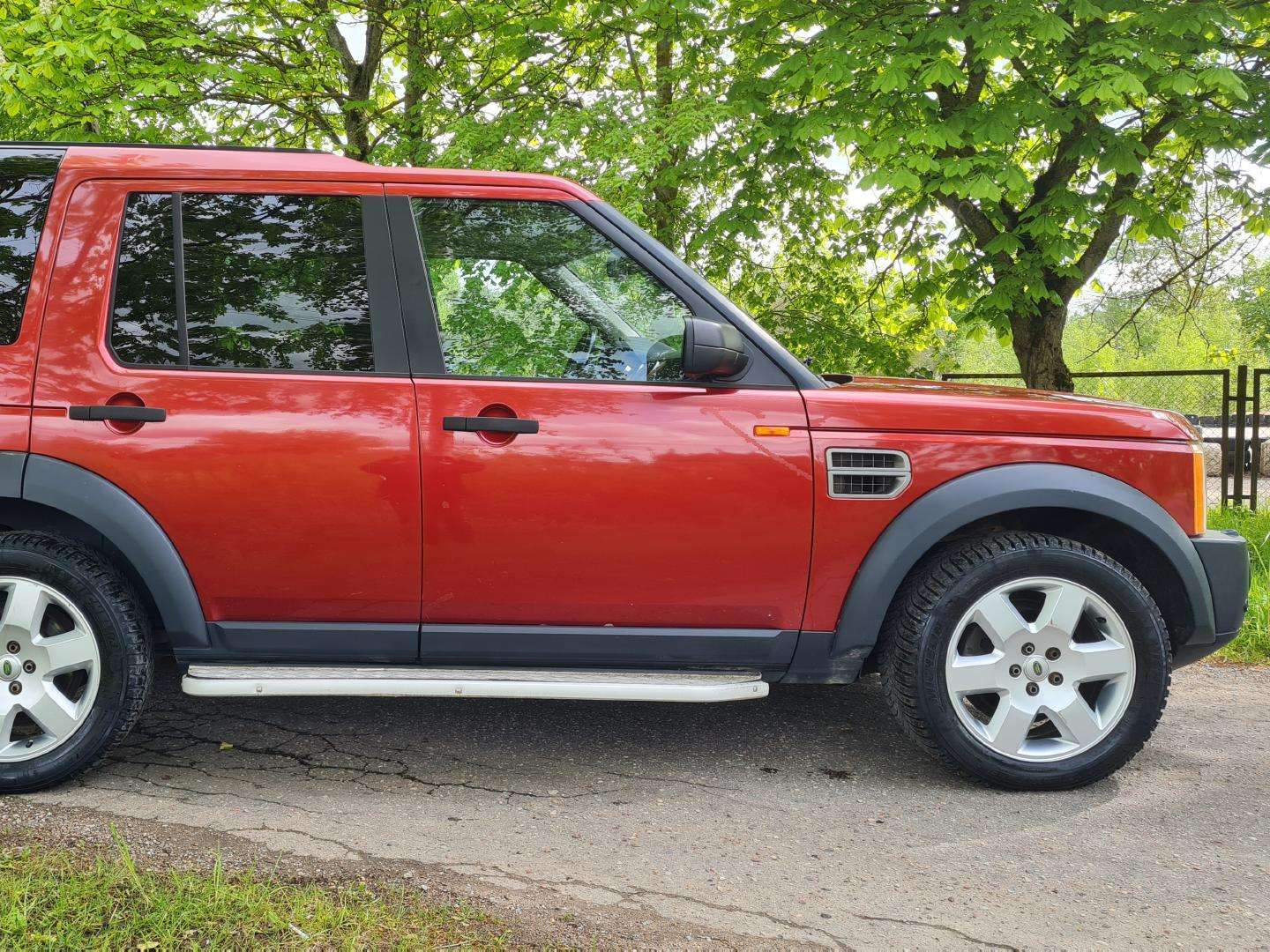Land Rover Discovery 4 Apžvalga: atsiliepimai, patikimumas ir reali savininkų patirtis