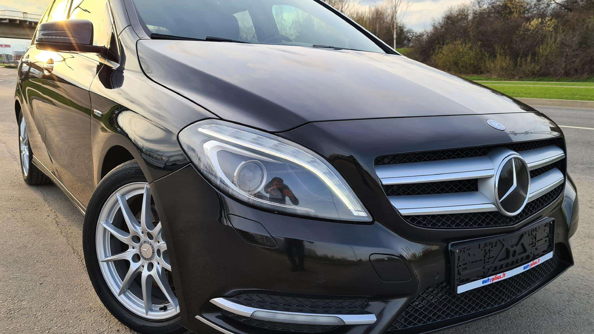 Mercedes-Benz B Klasė Apžvalga: Atsiliepimai, Gedimai, Kuro Sąnaudos