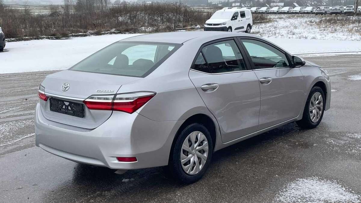 Toyota Corolla 1.6 – techniniai duomenys ir variklio charakteristikos