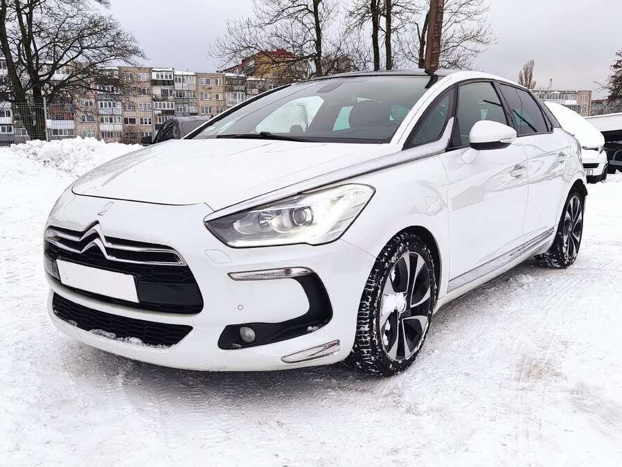 Kas yra Citroën DS5?