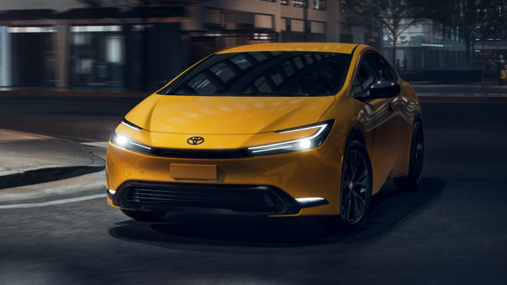 TOP 10 patikimiausi automobiliai 2026 metais