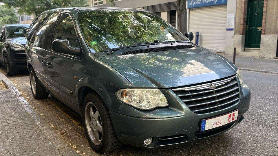 Chrysler Voyager 2.5 atsiliepimai: patirtis, trūkumai, eksploatacijos įspūdžiai