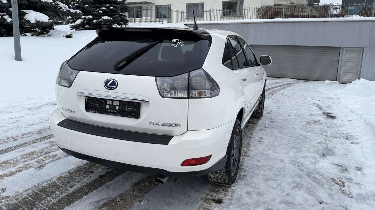 Variklis ir transmisija: kaip veikia Lexus RX 400h hibridinė sistema