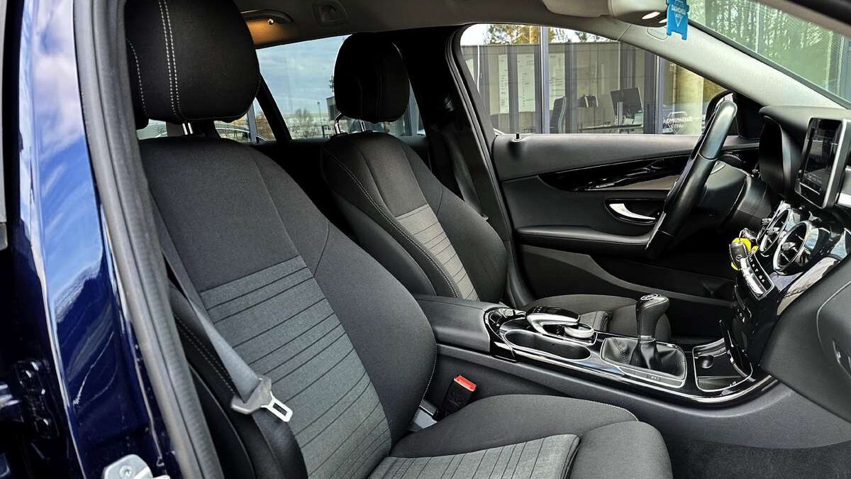 Patikimumas ir dažniausios Mercedes Benz C180 problemos