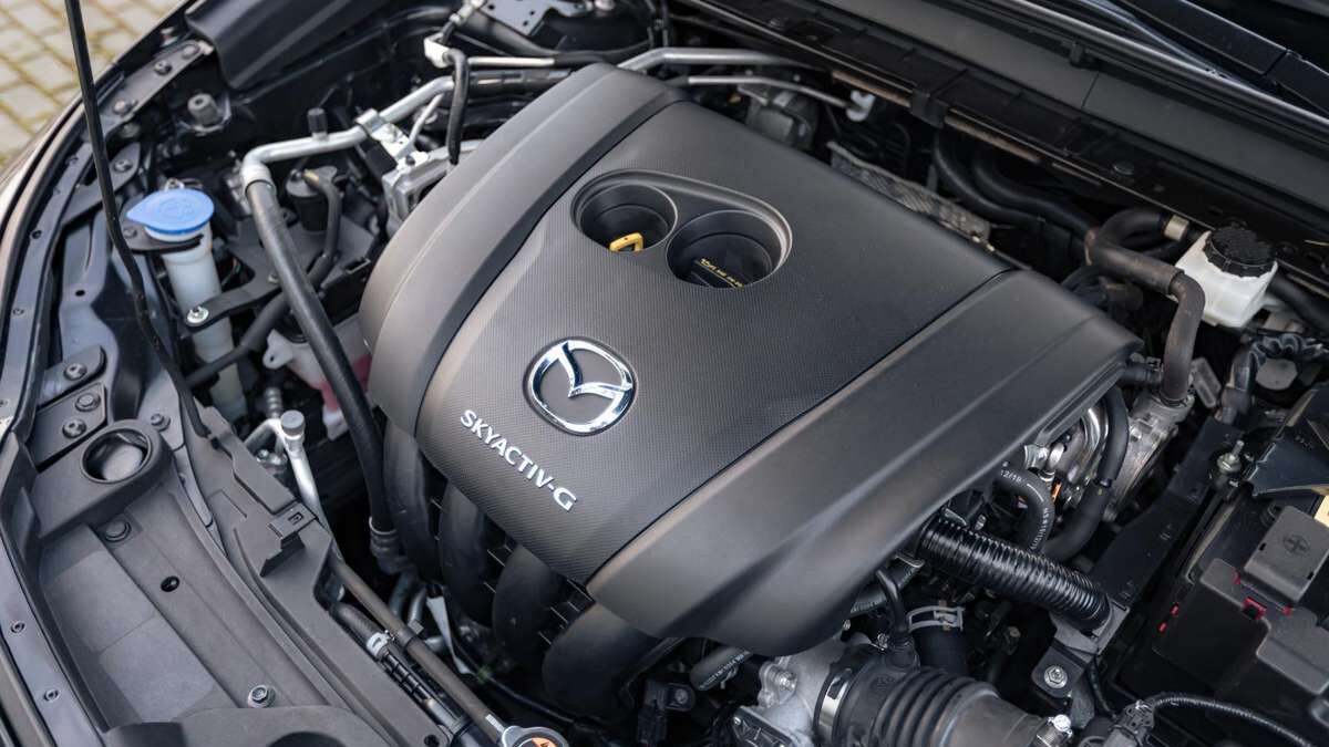 Variklių ir pavarų dėžių pasirinkimas (Mazda CX-30)