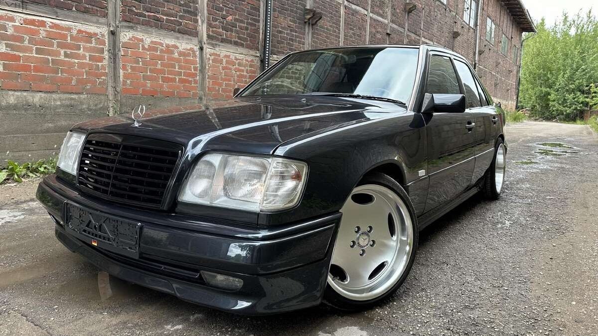 Kas yra Mercedes Benz E320?