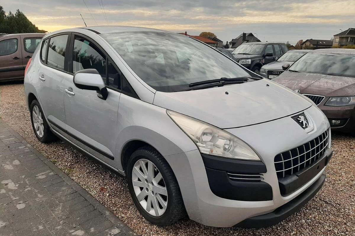 Kas yra Peugeot 3008 2010?