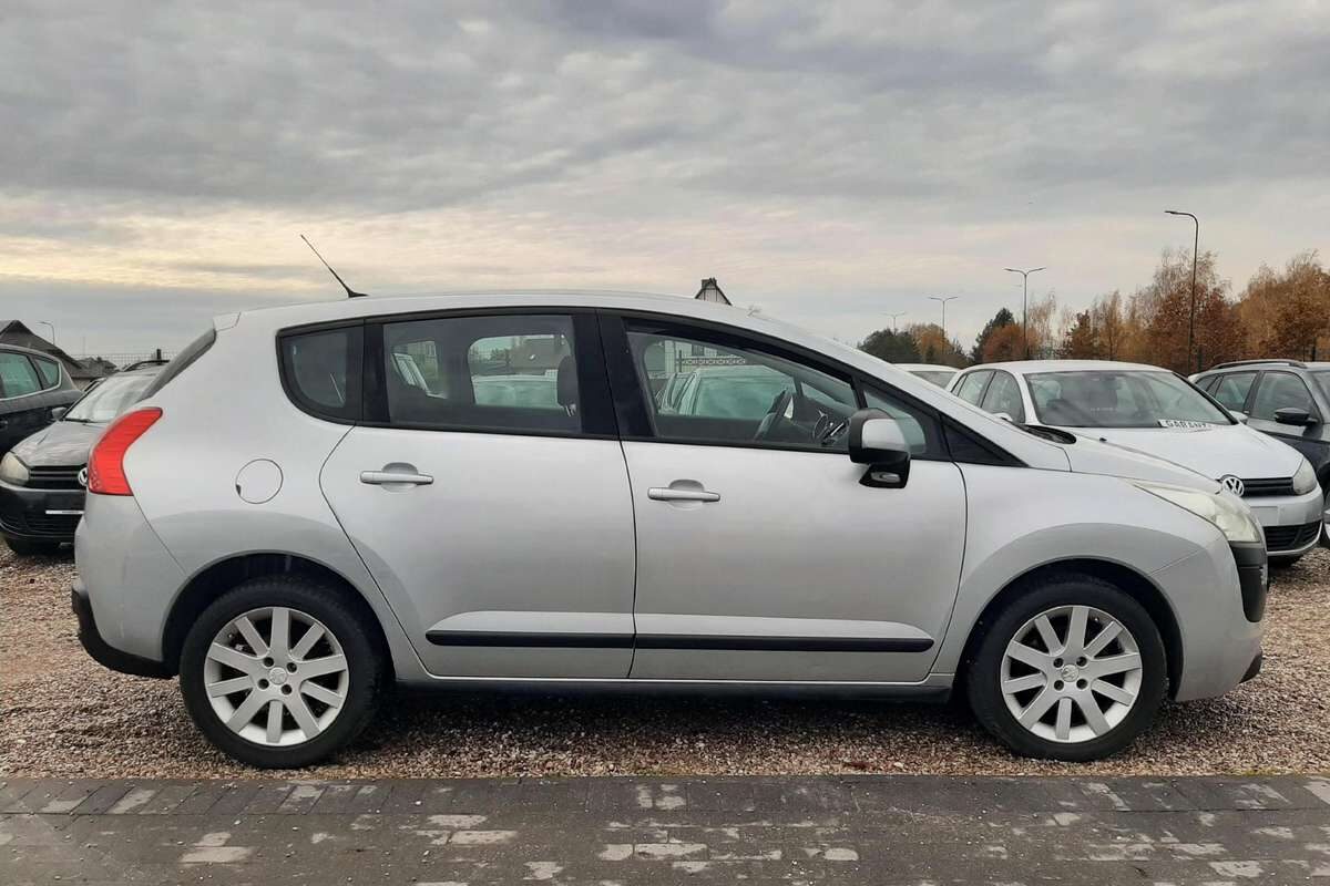 Variklis ir pavarų dėžė (Peugeot 3008 2010)