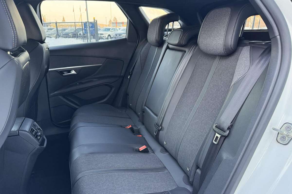 Patikimumas ir dažniausios Peugeot 3008 2017 problemos