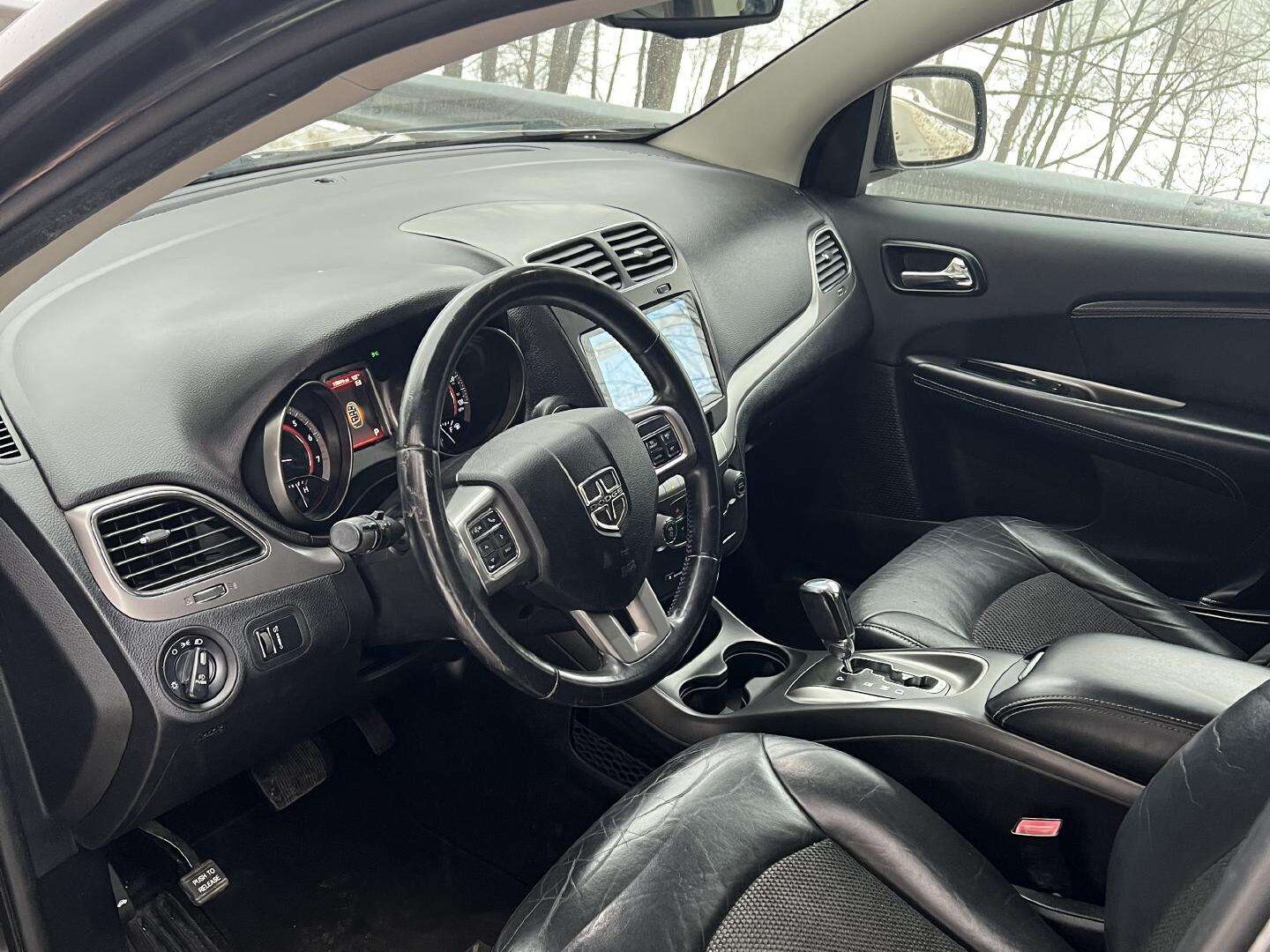 Ar verta pirkti Dodge Journey 3.6?