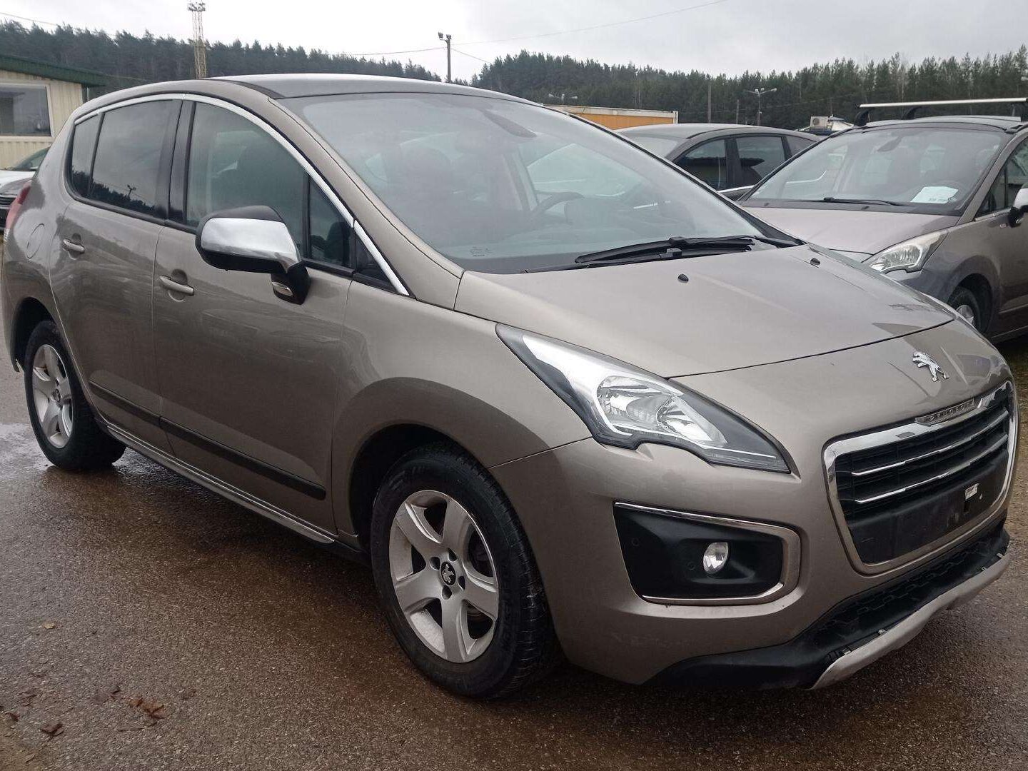 Peugeot 3008 kuro sąnaudos: kiek realiai sunaudoja skirtingi varikliai?