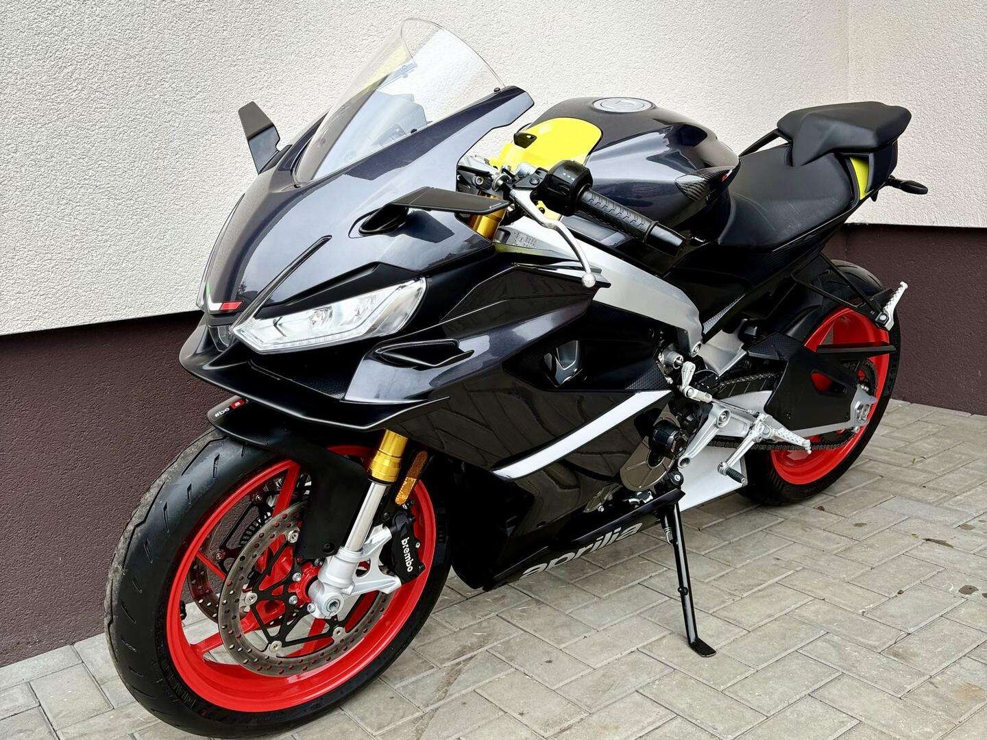 Aprilia RS apžvalga: kuo jis išsiskiria?