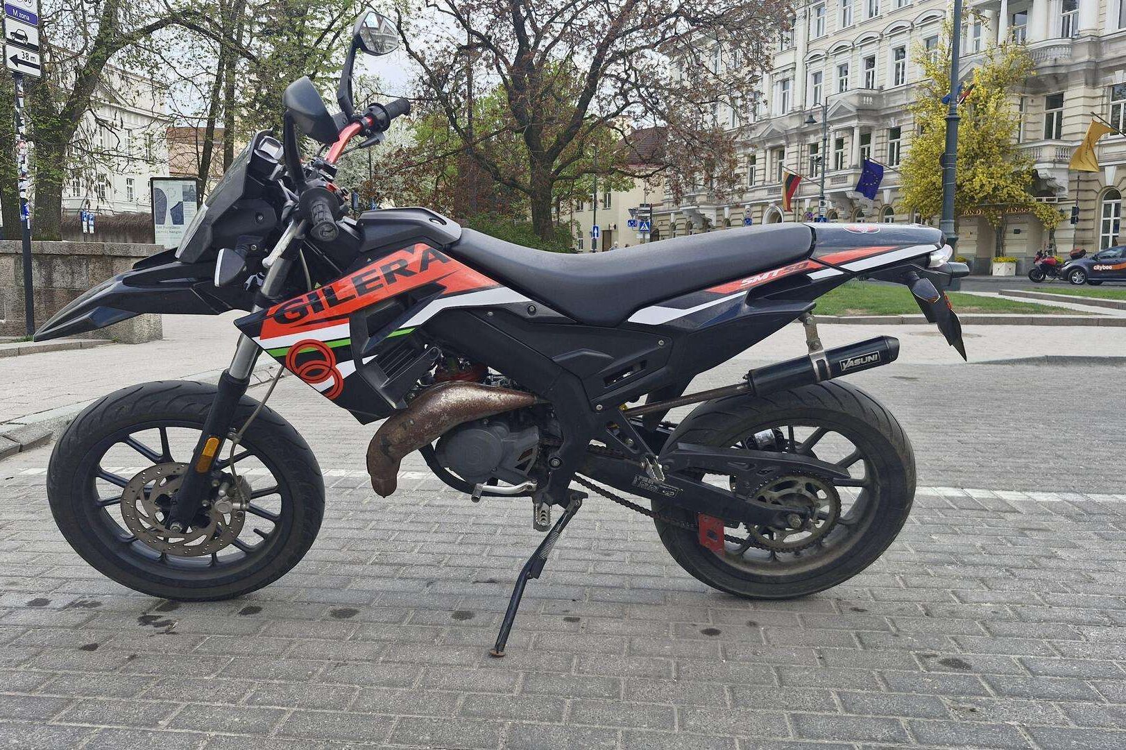 Kam tinka Gilera SMT?