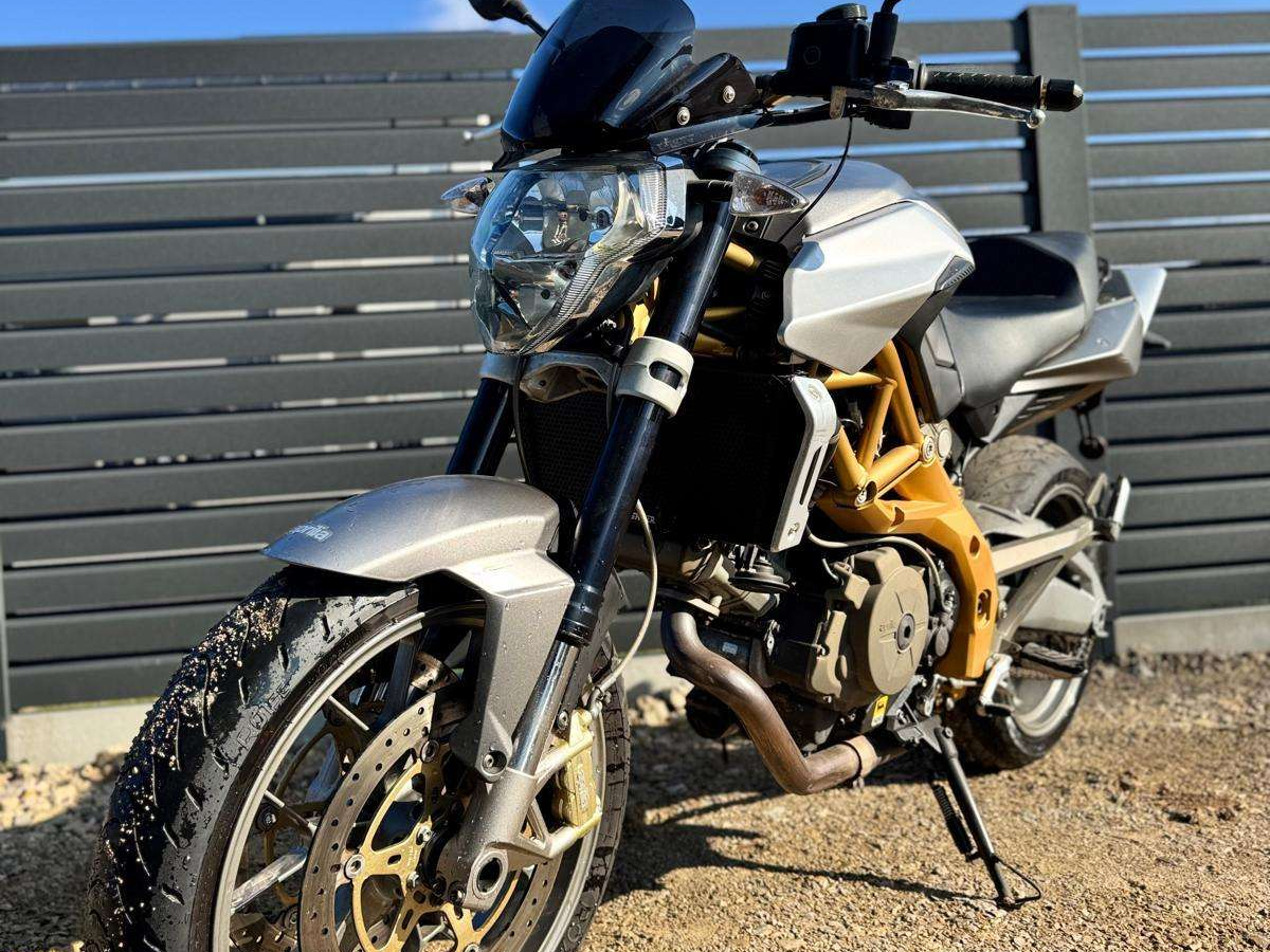 Aprilia Shiver 750 Apžvalga