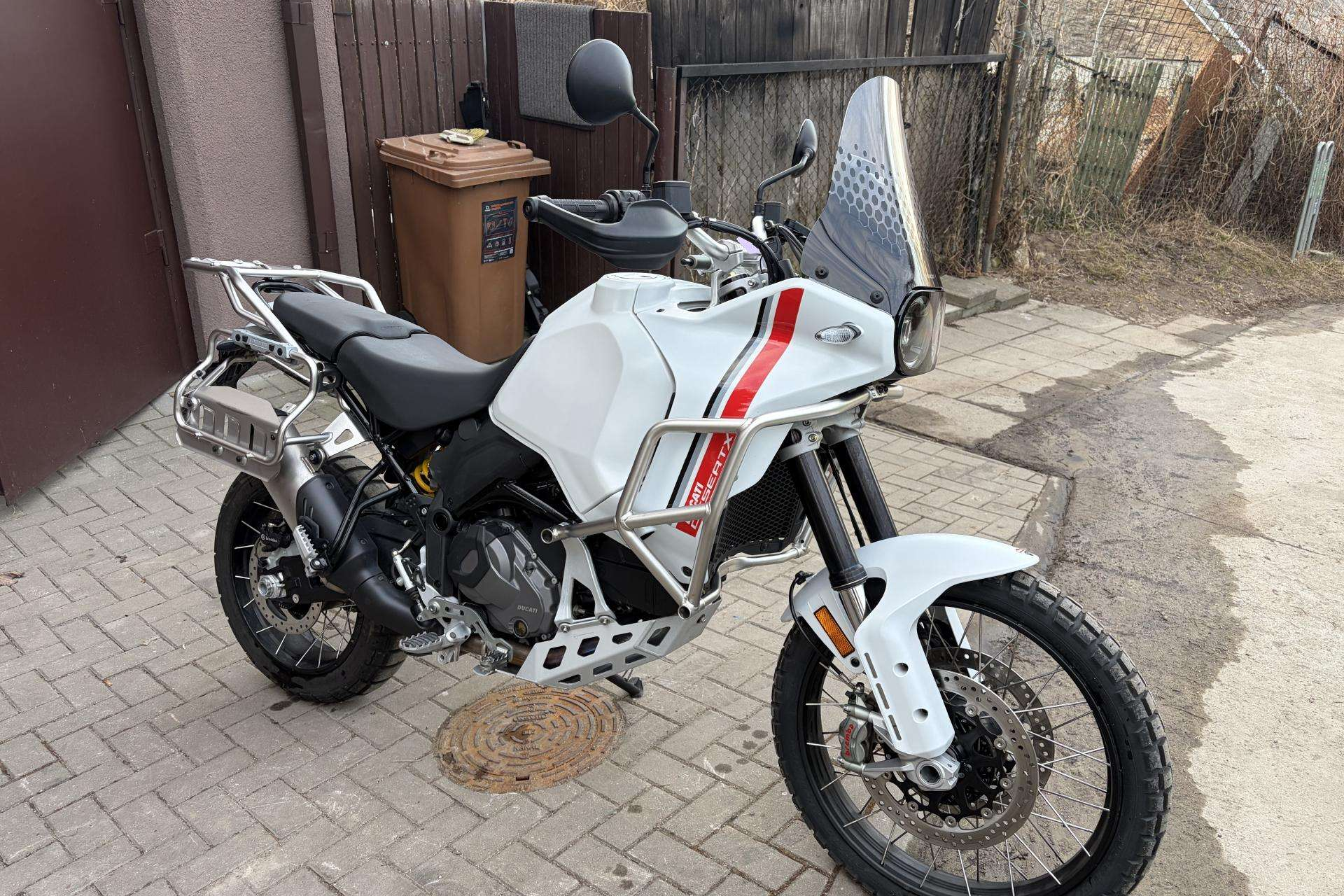 Ducati DesertX Apžvalga