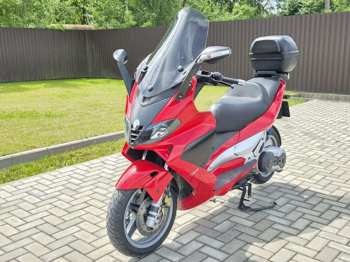 Gilera Nexus 500 Apžvalga: Atsiliepimai, ligos, kuro sąnaudos