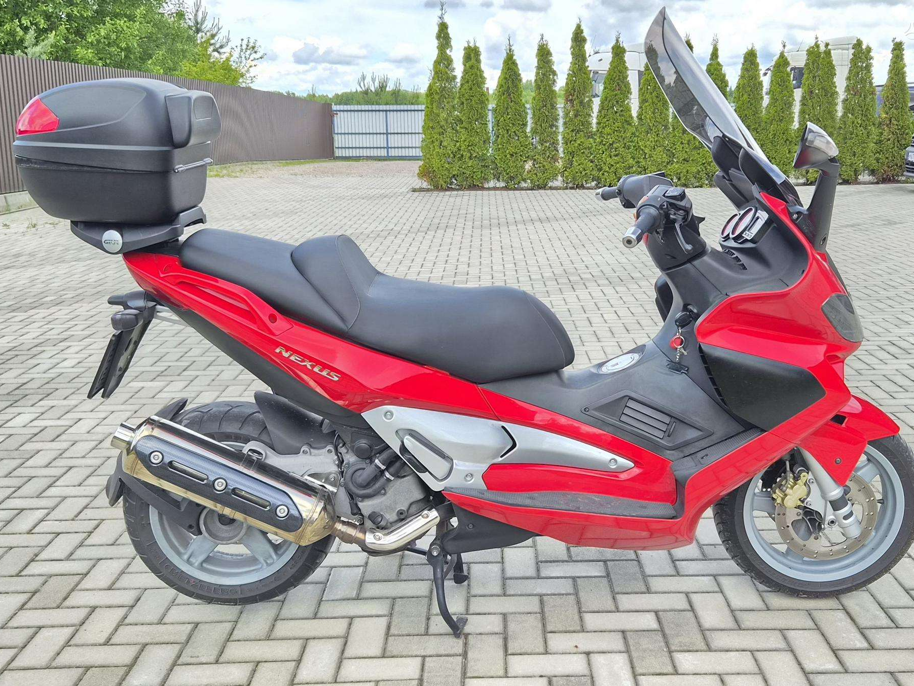 Gilera Nexus 500 Apžvalga: Atsiliepimai, ligos, kuro sąnaudos