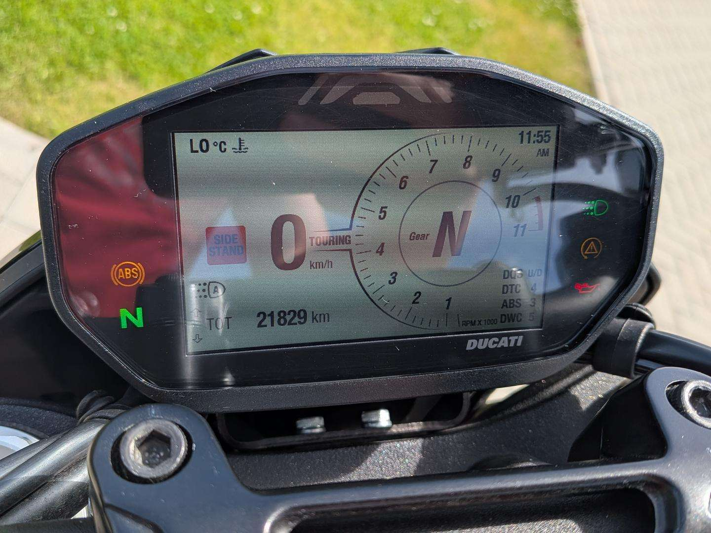 Ducati Hypermotard Apžvalga: Atsiliepimai, ligos, kuro sąnaudos
